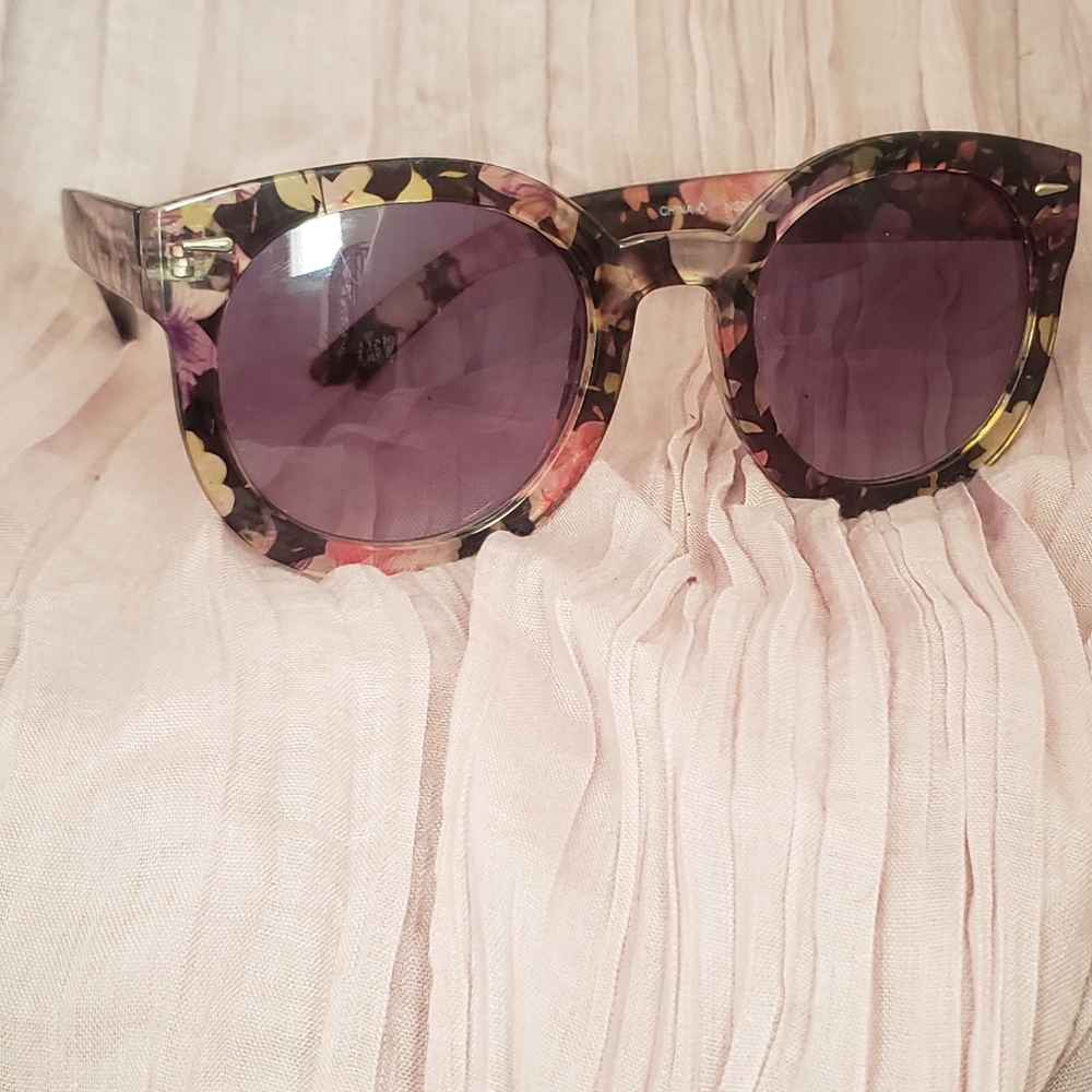 BOGO Chic Sunglasses